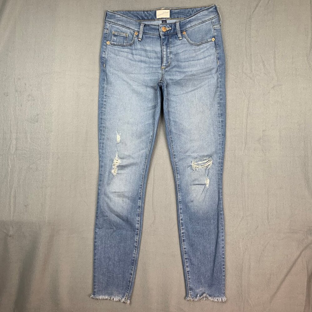 Universal Thread Women's Size 4/27R Mid Rise Skinny Distressed Blue Jeans
